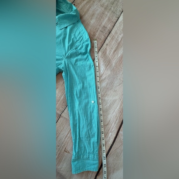 Talbots Woman’s Medium Petite Micro Gingham Button Down Shirt PM Office - Picture 8 of 8